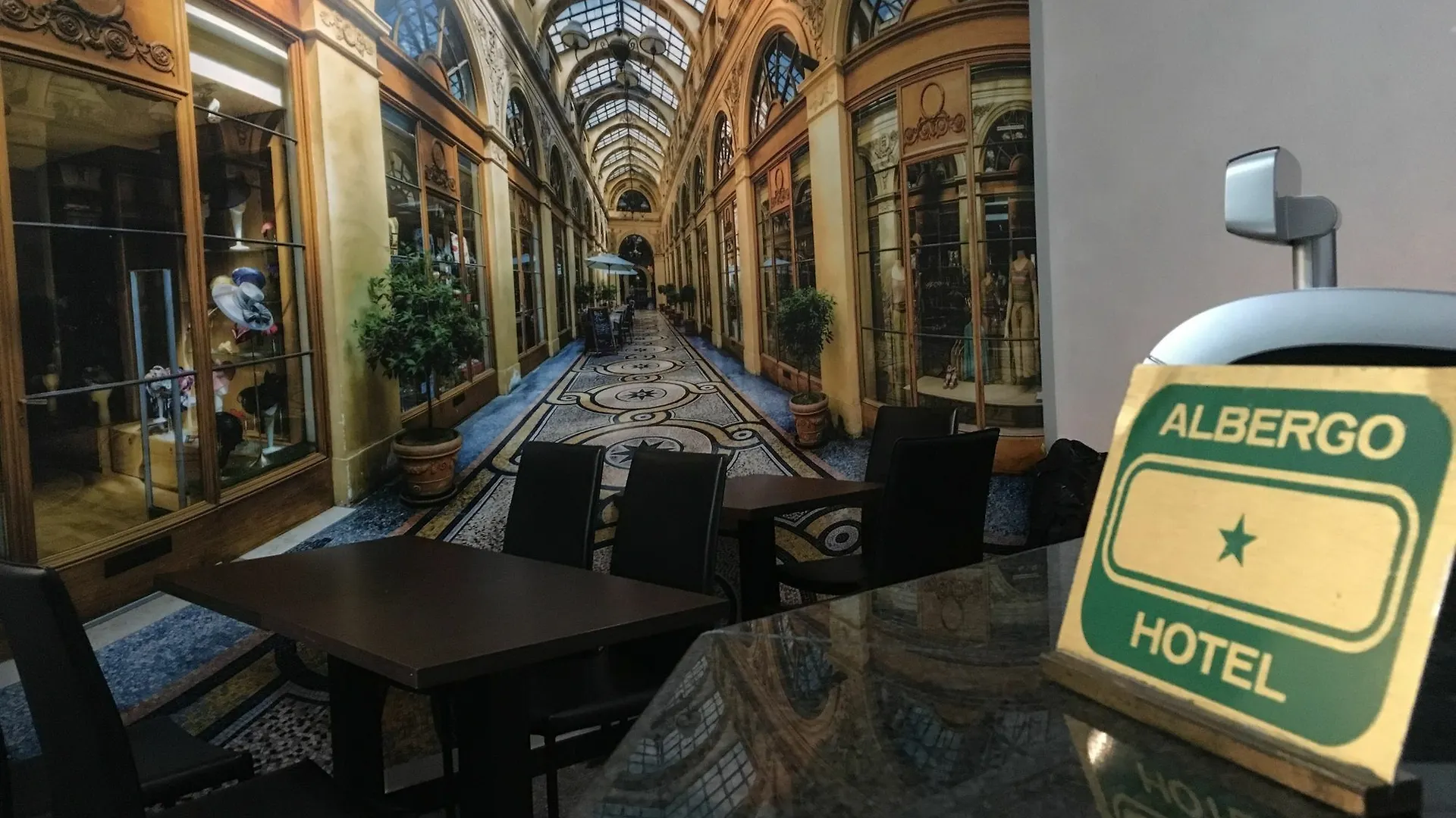 Soperga Guesthouse Milan 3*,
